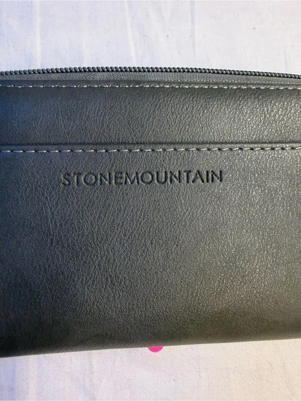 Stone Mountain Accessories Gray Wallet with Gold Plaque